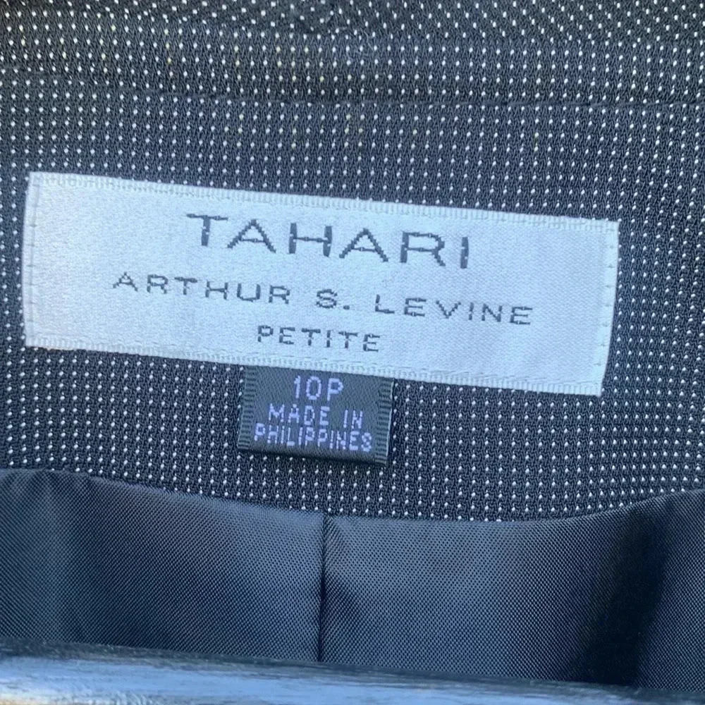 Tahari Arthur S. Levine size 10P Black blazer/jacket with ruffle - Picture 4 of 5